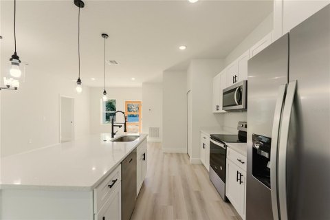 Купить виллу или дом в Окала, Флорида 8 комнат, 170.29м2, № 1806581 - фото 11