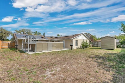 House in Edgewater, Florida 3 bedrooms, 211.82 sq.m. № 2102930 - photo 26