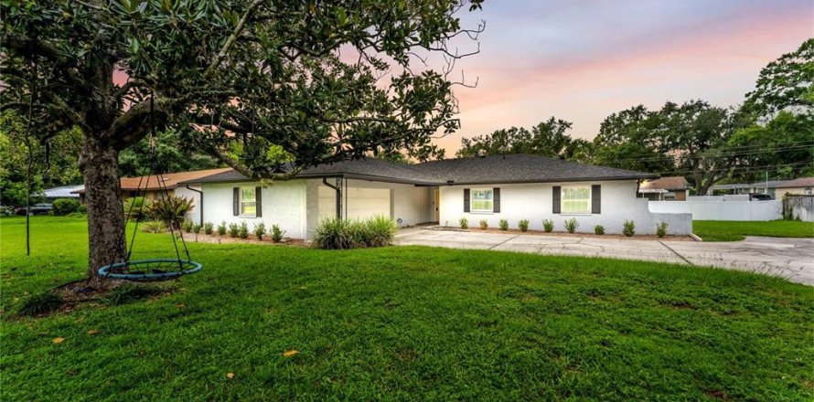 Casa en Lakeland, Florida 3 dormitorios, 209.03 m2 № 2223647