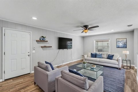 Casa en venta en Lakeland, Florida, 3 dormitorios, 209.03 m2 № 2223647 - foto 15