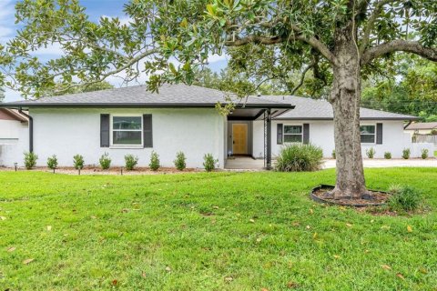 Casa en venta en Lakeland, Florida, 3 dormitorios, 209.03 m2 № 2223647 - foto 2