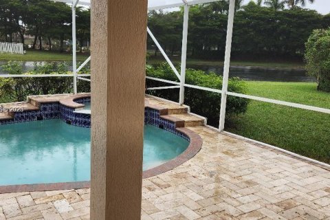 Villa ou maison à louer à Weston, Floride: 4 chambres, 208.1 m2 № 1890810 - photo 13