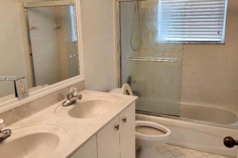 Villa ou maison à louer à Weston, Floride: 4 chambres, 208.1 m2 № 1890810 - photo 7