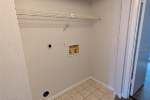 Townhouse in Gainesville, Florida 3 bedrooms, 126.44 sq.m. № 2122344 - photo 8