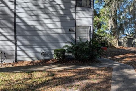 Townhouse in Gainesville, Florida 3 bedrooms, 126.44 sq.m. № 2122344