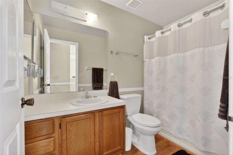 Townhouse in Tampa, Florida 3 bedrooms, 130.43 sq.m. № 2144868 - photo 17
