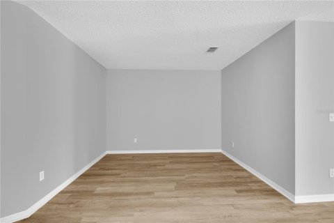 Adosado en venta en Orlando, Florida, 3 dormitorios, 175.49 m2 № 1666184 - foto 17