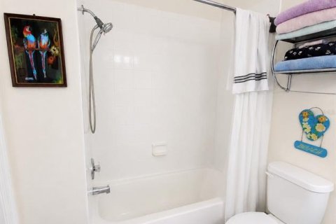 House in Weeki Wachee, Florida 4 bedrooms, 263.94 sq.m. № 2231221 - photo 22