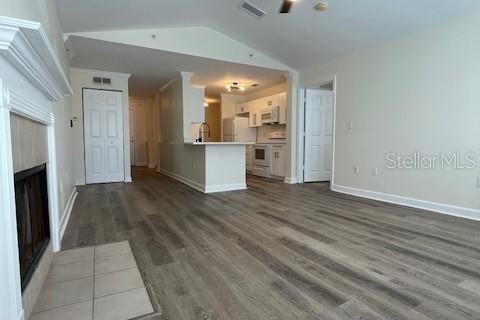 Condominio en alquiler en Tampa, Florida, 3 dormitorios, 124.02 m2 № 2167221 - foto 7