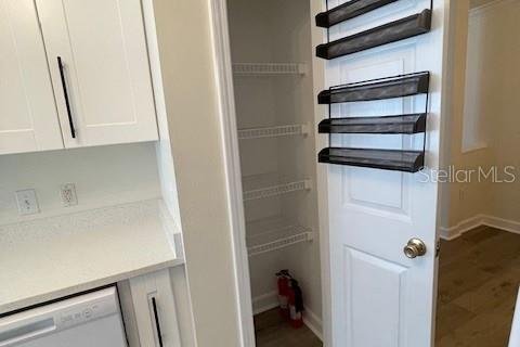 Condominio en alquiler en Tampa, Florida, 3 dormitorios, 124.02 m2 № 2167221 - foto 12