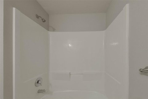 Villa ou maison à louer à Cape Coral, Floride: 4 chambres, 153.29 m2 № 2115352 - photo 12