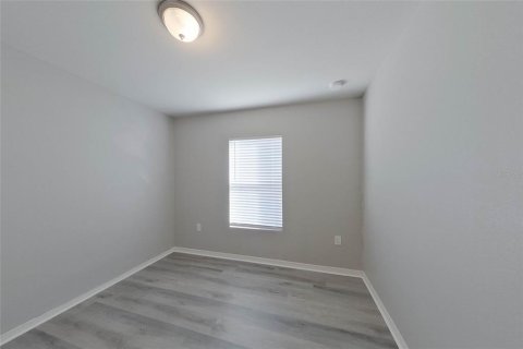 Villa ou maison à louer à Cape Coral, Floride: 4 chambres, 153.29 m2 № 2115352 - photo 13