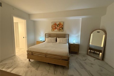Condo in Saint Petersburg, Florida, 3 bedrooms  № 1313476 - photo 25