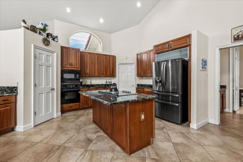 Casa en venta en Apopka, Florida, 4 dormitorios, 342.9 m2 № 2123042 - foto 14