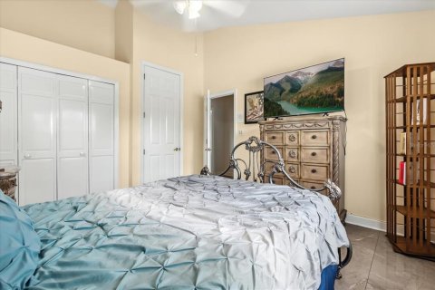 Casa en venta en Apopka, Florida, 4 dormitorios, 342.9 m2 № 2123042 - foto 19