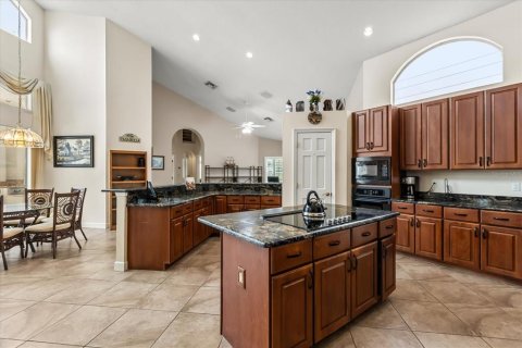 Casa en venta en Apopka, Florida, 4 dormitorios, 342.9 m2 № 2123042 - foto 15