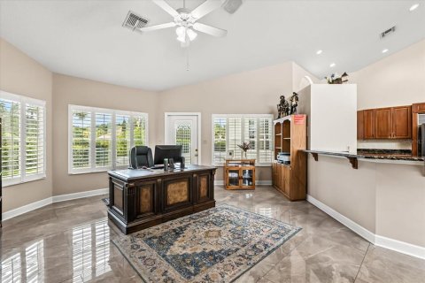 Casa en venta en Apopka, Florida, 4 dormitorios, 342.9 m2 № 2123042 - foto 8