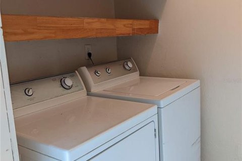 Touwnhouse à louer à Gainesville, Floride: 2 chambres, 89.19 m2 № 2109076 - photo 8