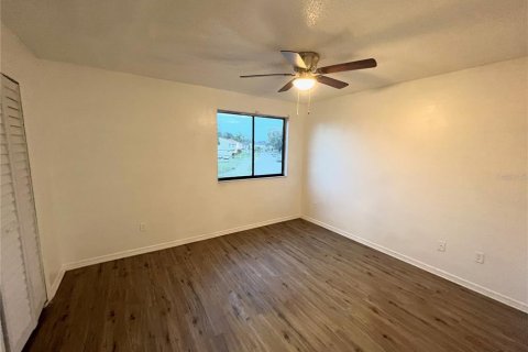 Touwnhouse à louer à Orlando, Floride: 2 chambres, 118.91 m2 № 2416762 - photo 7