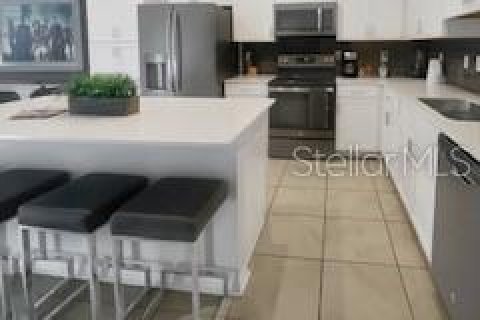 Condo in Kissimmee, Florida, 2 bedrooms  № 1754474 - photo 4