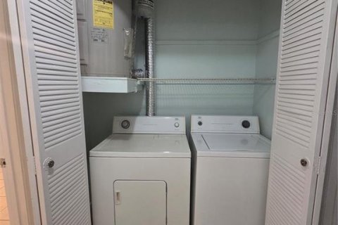 Apartamento en alquiler en Ocala, Florida, 2 dormitorios, 76.55 m2 № 1833102 - foto 9