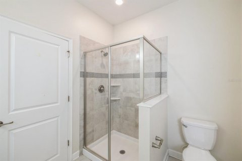 House in STOREY PARK in Orlando, Florida 4 bedrooms, 231.42 sq.m. № 1682930 - photo 11