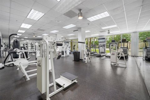 Condominio en venta en Sunny Isles Beach, Florida, 1 dormitorio, 93.37 m2 № 1862375 - foto 25