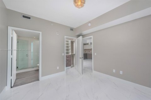 Copropriété à vendre à Miami, Floride: 2 chambres, 120.12 m2 № 1844193 - photo 12