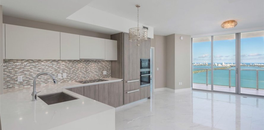 Condo à Miami, Floride, 2 chambres  № 1844193