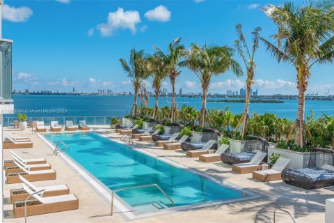 Copropriété à vendre à Miami, Floride: 2 chambres, 120.12 m2 № 1844193 - photo 28