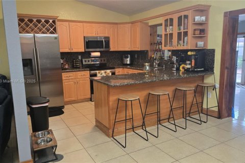 Купить виллу или дом в Майами, Флорида 4 спальни, 177.91м2, № 1963167 - фото 5