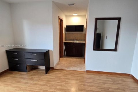 Купить виллу или дом в Майами, Флорида 4 спальни, 177.91м2, № 1963167 - фото 28