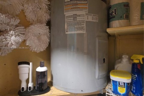 Купить виллу или дом в Майами, Флорида 4 спальни, 177.91м2, № 1963167 - фото 19