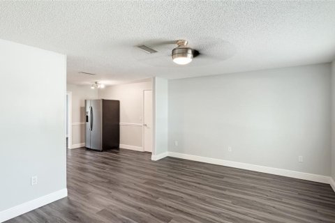 House in Sarasota, Florida 2 bedrooms, 95.78 sq.m. № 1835167 - photo 4