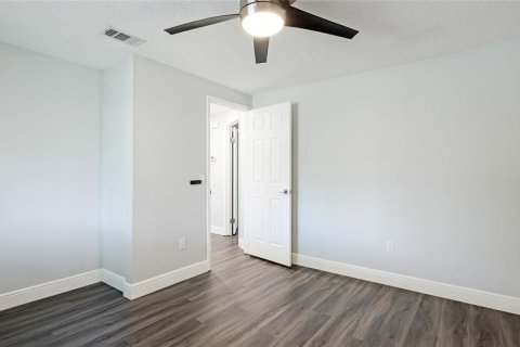 House in Sarasota, Florida 2 bedrooms, 95.78 sq.m. № 1835167 - photo 18