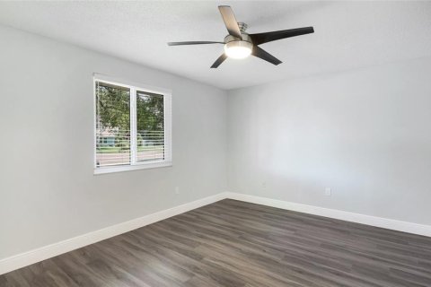 House in Sarasota, Florida 2 bedrooms, 95.78 sq.m. № 1835167 - photo 12