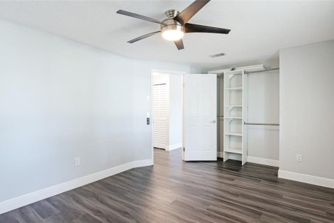 House in Sarasota, Florida 2 bedrooms, 95.78 sq.m. № 1835167 - photo 14
