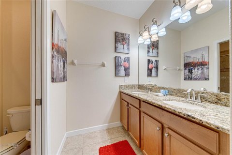 Casa en venta en Davenport, Florida, 6 dormitorios, 284.56 m2 № 1870618 - foto 23