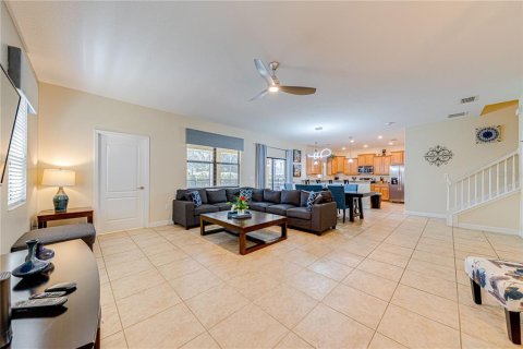 Casa en venta en Davenport, Florida, 6 dormitorios, 284.56 m2 № 1870618 - foto 10