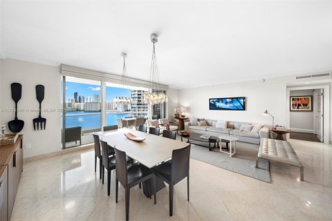 Condo in Aventura, Florida, 3 bedrooms  № 1762473 - photo 12
