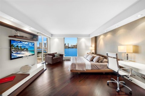 Condo in Aventura, Florida, 3 bedrooms  № 1762473 - photo 29