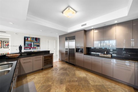 Condo in Aventura, Florida, 3 bedrooms  № 1762473 - photo 18