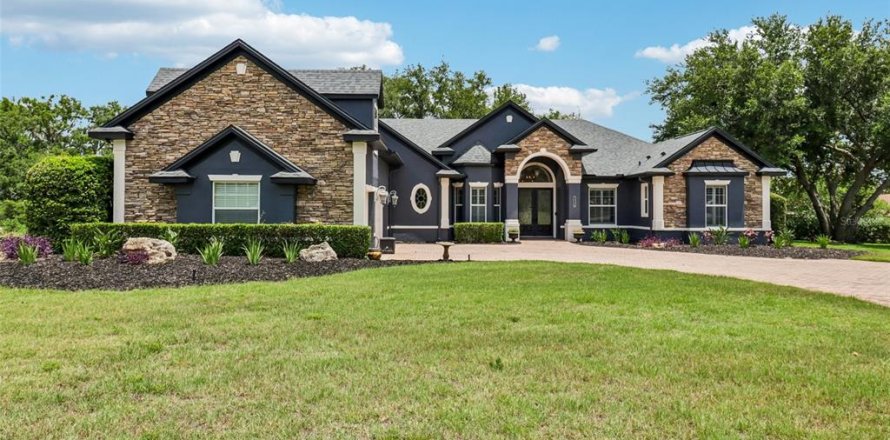 Villa ou maison à Leesburg, Floride 5 chambres, 301.47 m2 № 2107090