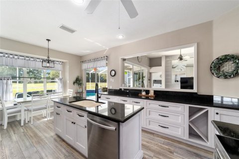 House in Beverly Hills, Florida 3 bedrooms, 149.67 sq.m. № 2204551 - photo 14