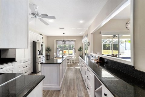 House in Beverly Hills, Florida 3 bedrooms, 149.67 sq.m. № 2204551 - photo 13