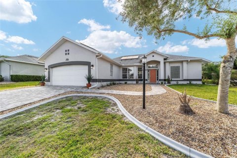 House in Beverly Hills, Florida 3 bedrooms, 149.67 sq.m. № 2204551 - photo 3