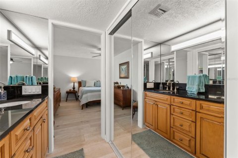 Copropriété à vendre à Tampa, Floride: 2 chambres, 139.73 m2 № 1899507 - photo 27