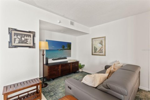 Copropriété à vendre à Tampa, Floride: 2 chambres, 139.73 m2 № 1899507 - photo 14