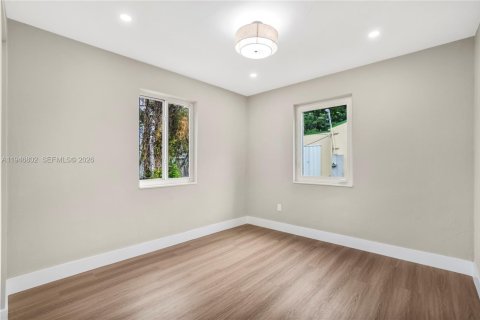 Villa ou maison à vendre à Miami, Floride: 3 chambres, 119.57 m2 № 2003907 - photo 19