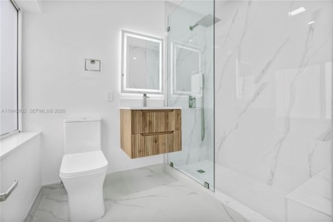 Villa ou maison à vendre à Miami, Floride: 3 chambres, 119.57 m2 № 2003907 - photo 15